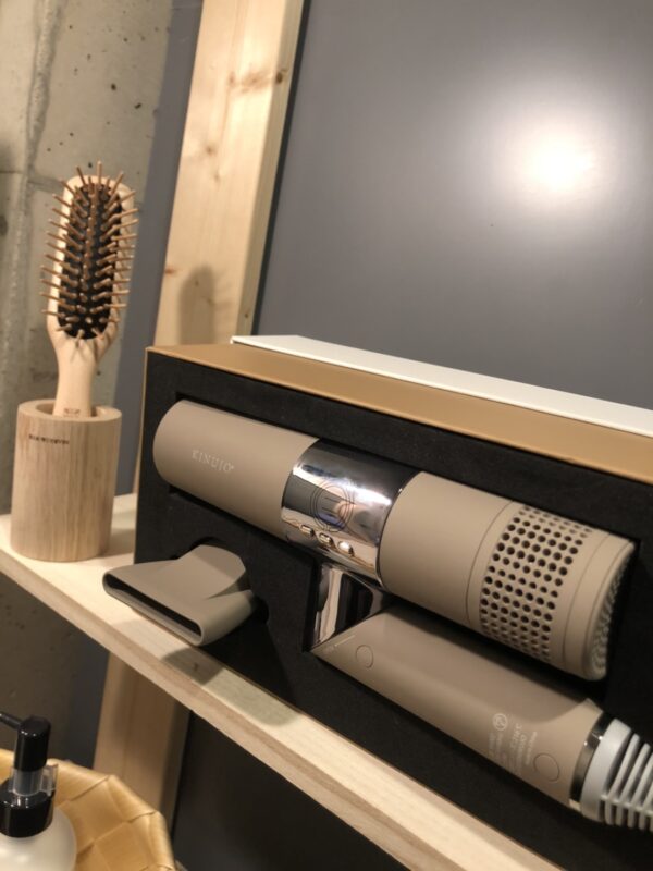 覚王山のパーソナルトレーニングスタジオFIT JAM KINUJOのドライヤー