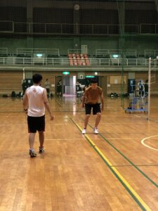 覚王山のパーソナルトレーニングジム FIT JAM バレーボール 出張フロアトレーニング_2