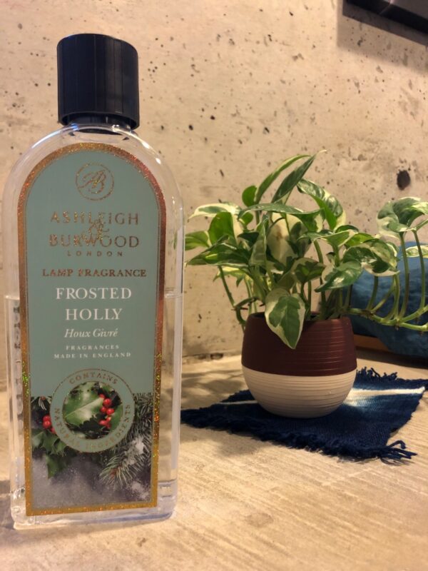 アシュレイ&バーウッドのフレグランスオイル フロステッドホリーの香り